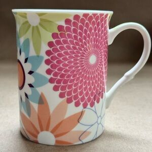 Portmeirion Crazy Daisy Floral Coffee Team Mug.
